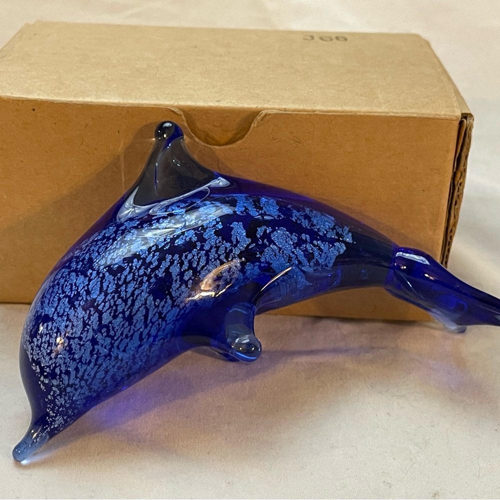 Hand Blown Cobalt Blue Dolphin Art Glass Figurine GORGEOUS- 5” NEW 🐬